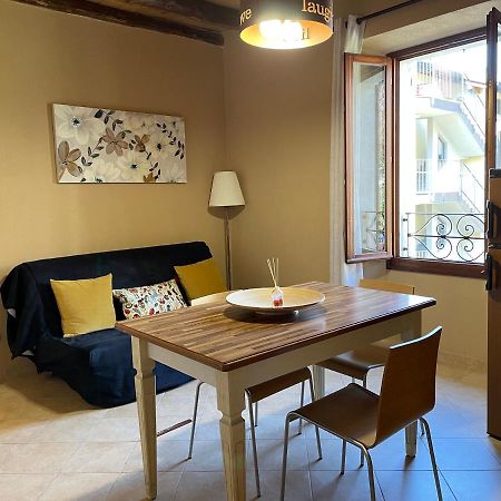 La Casa Sul Sasso In Town Serviced Accommodations Dervio Exterior photo
