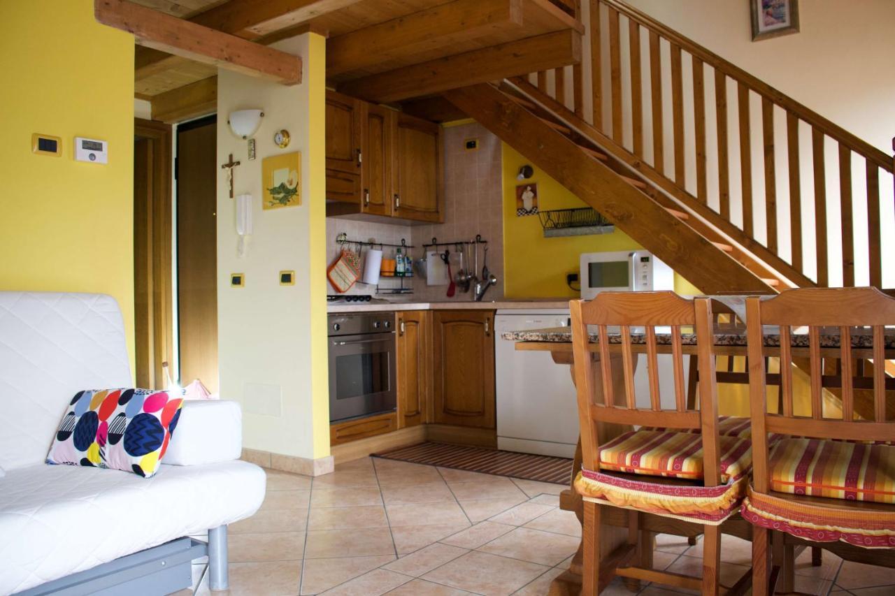 La Casa Sul Sasso In Town Serviced Accommodations Dervio Exterior photo
