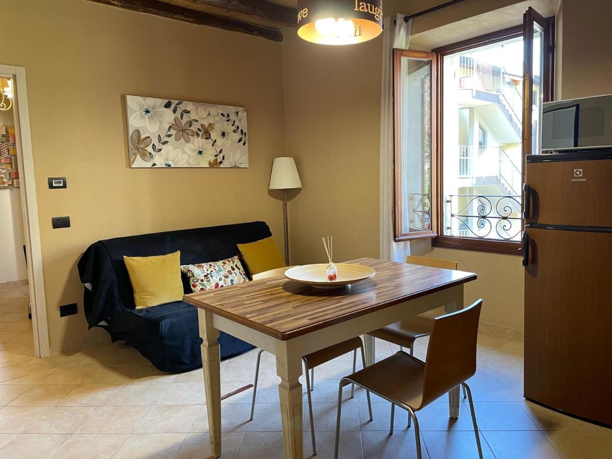 La Casa Sul Sasso In Town Serviced Accommodations Dervio Exterior photo